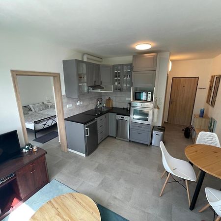 Novy Horsky Apartman V Jizerskych Horach Hejnice Exterior foto